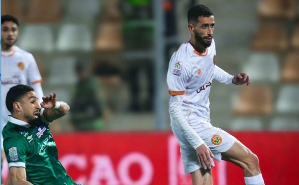 تعادل إيجابي بين نهضة بركان والرجاء بهدف لمثله