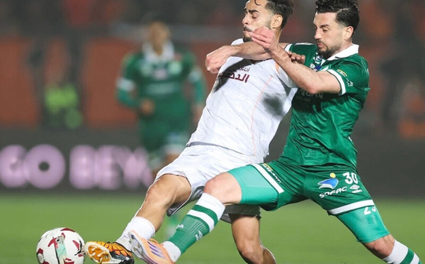 الرجاء يفرّط في الفوز ونهضة بركان تقتنص تعادلاً ثميناً في قمة مؤجلة البطولة الاحترافية