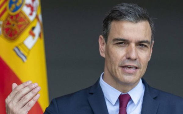 سانشيز يرد على تهديدات ترامب : "إسبانيا لن تتواطأ مع الحرب المتهورة"