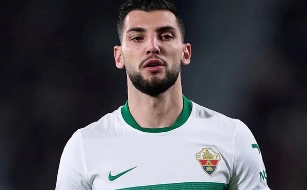 رافا مير في قلب فضيحتين.. اتهامات بالاعتداء الجنسي وعنصرية ضد الهلالي