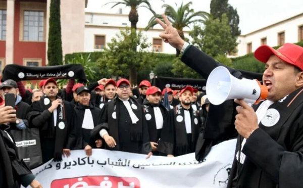 المحامون ينتظرون الجولة الثالثة من المفاوضات مع الحكومة حول مشروع قانون مهنة المحاماة