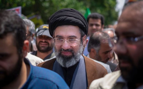 فلاديمير بوتين يؤكد دعمه لمجتبى خامنئي بعد انتخابه مرشدا أعلى لإيران