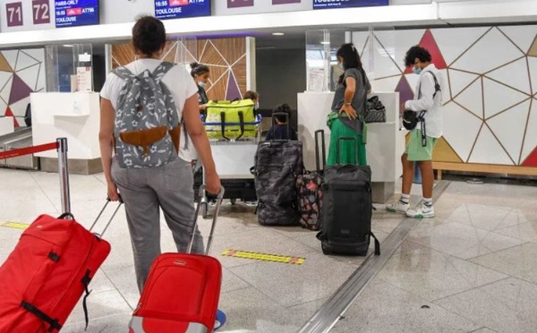 الأمن الوطني يوقف تونسيا مبحوثا عنه دولياً بمطار محمد الخامس