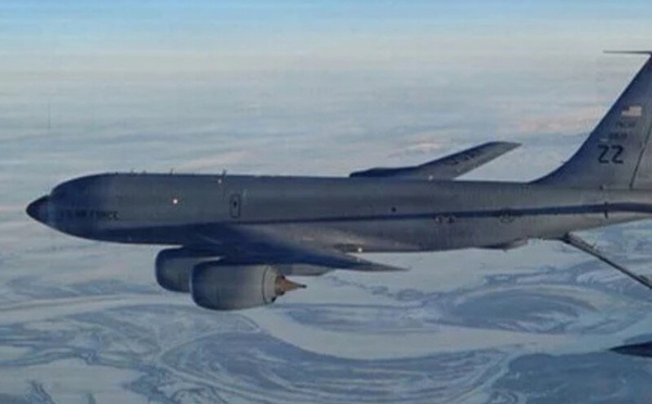 تحطم طائرة أمريكية للتزود بالوقود في غرب العراق ومقتل أربعة من الطاقم