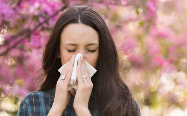 هل يمكن أن نصبح مصابين بالحساسية فجأة؟ ولماذا تظهر حساسية الربيع في سن متأخرة؟