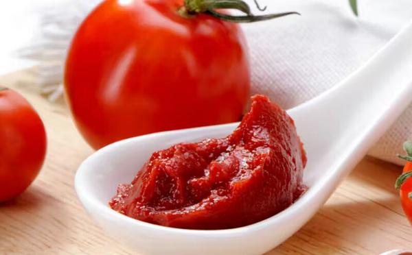 معجون الطماطم: هل هو خيار صحي أم منتج مُعالج يجب الحذر منه؟