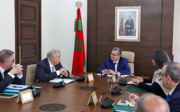 الحكومة تطلق دعماً استثنائياً جديداً لمهنيي النقل لمواجهة غلاء المحروقات