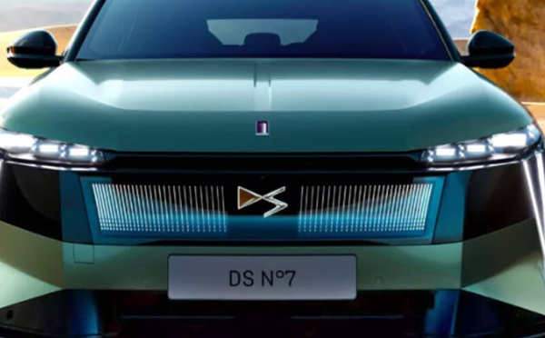 DS N°7 الجديدة كلياً: فخامة فرنسية بتقنيات مستقبلية في عالم الكروس أوفر