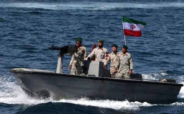 إيران تحذر من تلغيم طرق الملاحة في الخليج