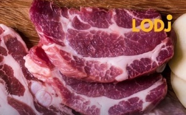 أسعار اللحوم الحمراء ترتفع في الأسواق المغربية وتصل إلى 130 درهم للكيلوغرام