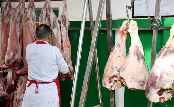 أسعار اللحوم الحمراء تشهد ارتفاعاً حاداً بالمغرب مع عودة النشاط الاقتصادي بعد رمضان