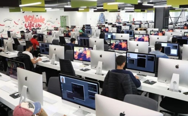 مدرسة 1337 المغربية تتصدر عالم البرمجة: تتويج عالمي يعزز ريادة الكفاءات الرقمية بالمغرب