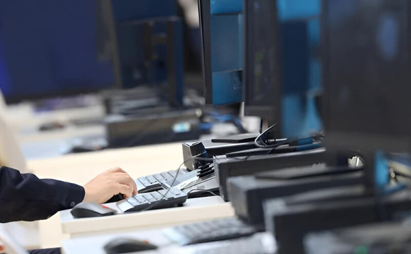 تحذير رسمي من رسائل احتيالية تنتحل صفة مخالفات السير وتستهدف المعطيات البنكية