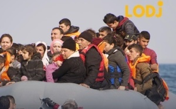 وزير ألماني يقترح إعادة لاجئين سوريين عبر البحر وخيارات أخرى