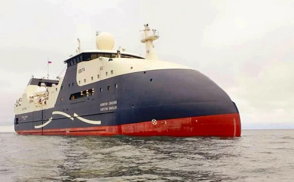 روسيا توزع حصص صيد في المياه المغربية ضمن اتفاقية تعاون في قطاع الصيد البحري