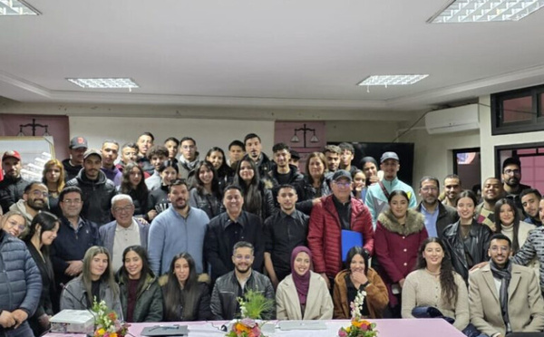 حزب الاستقلال يطلق بوجدة منصة رقمية مبتكرة لتعزيز المشاركة السياسية للمواطنين