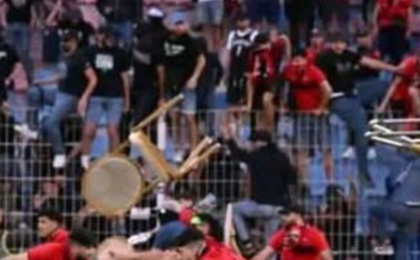 ​شغب جماهيري يؤخر قمة الكاف: توتر قبل انطلاق مواجهة أولمبيك آسفي واتحاد العاصمة