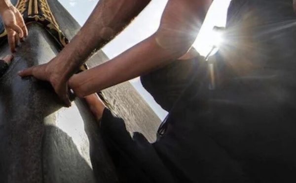 أزمة “عمرة مراكش”: تشديد الرقابة على وكالات الأسفار لحماية المعتمرين من النصب