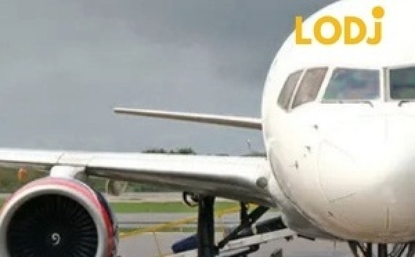 تحذير أوروبي من نقص محتمل في وقود الطائرات بسبب مضيق هرمز