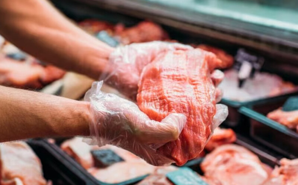 ارتفاع أسعار اللحوم الحمراء يثير الجدل مع اقتراب عيد الأضحى