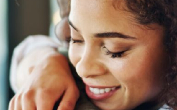 عالم نفسي يكشف السمة الأولى التي تمنح الرجال “أفضلية غير عادلة” في الحب