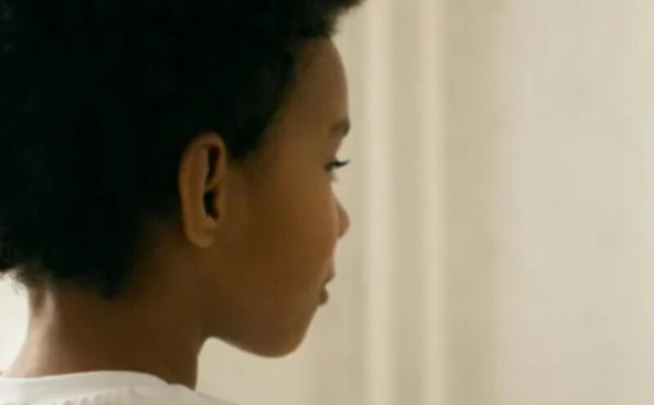 الآباء المؤذون: 7 عبارات تترك آثاراً نفسية تمتد بعد الطفولة