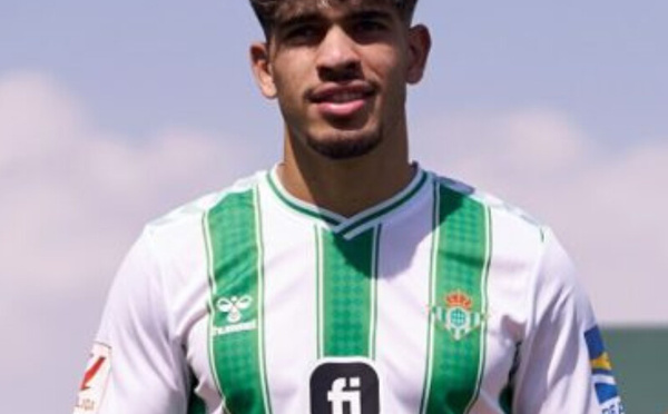 برشلونة يضع عبد الصمد الزلزولي ضمن أولوياته الهجومية للموسم المقبل