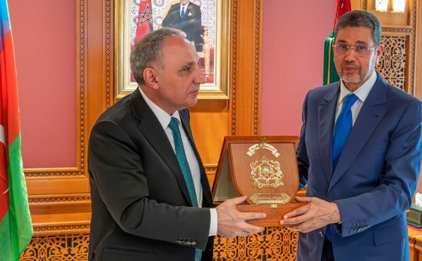 عبد النباوي يبحث مع المدعي العام الأذربيجاني تطوير الشراكة القانونية