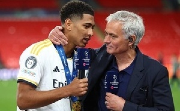 مورينيو ينفي الاتصالات الرسمية مع ريال مدريد ويؤجل حسم مستقبله مع بنفيكا.