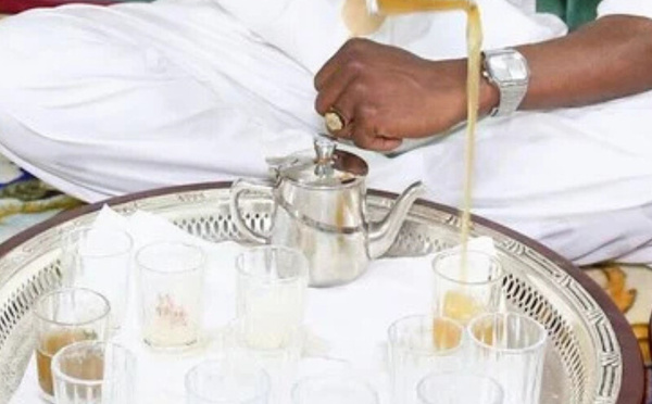 الشاي المغربي: أكثر من مشروب… طقس اجتماعي يصنع الذاكرة الجماعية