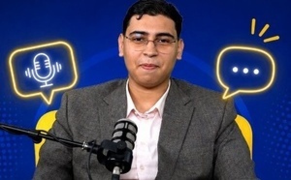 ضيف هاد الحلقة هو الخبير Chdid Badr Eddine، اللي غادي يشارك معانا رؤيته حول العلاقة بين الإعلام السمعي البصري ومجال الضيافة والسياحة، وكيفاش يقدر المغرب يعزز مكانتو كوجهة عالمية كتجمع بين الأصالة، حسن الاستقبال والتجربة العصرية.
