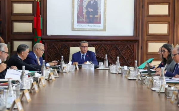 مجلس الحكومة يصادق على مشاريع قوانين جديدة ويستعرض نتائج البكالوريا ويقر العودة إلى توقيت غرينيتش