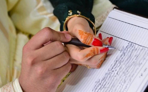 130 جمعية نساية تطالب بإنشاء “صندوق وطني للزواج” وإعفاء للديون مع إنجاب كل طفل
