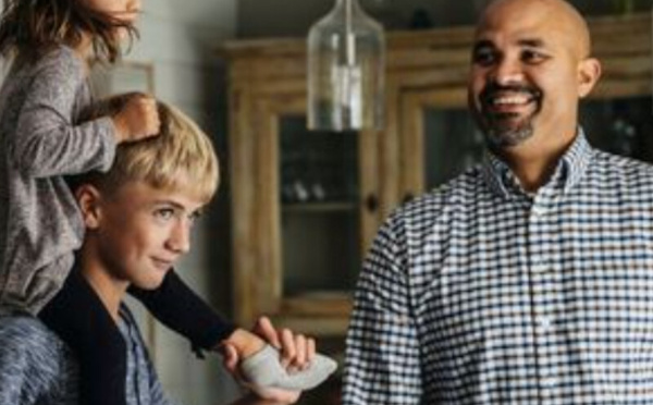 الارتباط برجل لديه أطفال... كيف تحافظين على توازنك العاطفي؟
