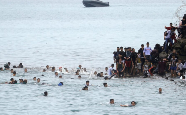مع تصاعد الهجرة.. سبتة تدعو لتعديل قانون الأجانب وتؤكد أهمية التنسيق مع المغرب