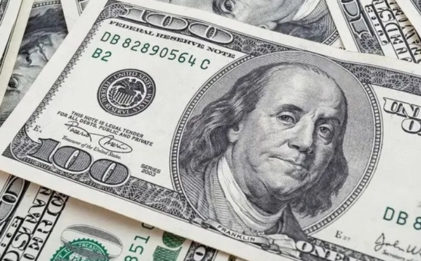 الدولار يقترب من أدنى مستوى في 6 أسابيع وسط ترقب الأسواق وتعافي الين الياباني