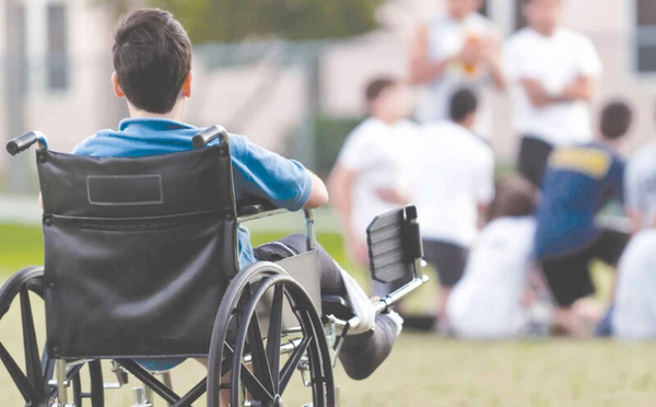 اتفاقية تجمع 6 قطاعات وزارية ومؤسستين عموميتين لدعم الأشخاص في وضعية إعاقة