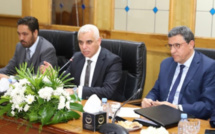 وزير الصحة والحماية الاجتماعية يدعو تمثيلية نقابات صيادلة المغرب للجلوس إلى طاولة الحوار