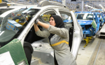 “فاينانشال تايمز” تحتفي بقصة نجاح صناعة السيارات المغربية