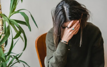 أضرار كثرة البكاء على الصحة النفسية والجسدية