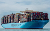شركة Maersk تدحض مزاعم تورطها في نقل شحنات عسكرية إلى إسرائيل عبر مينائي البيضاء وطنجة
