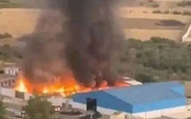 حريق مستودع الكيف بغفساي: دعوات لتعزيز الرقابة وضمان حقوق الفلاحين