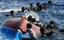 مأساة إنسانية قبالة السواحل الموريتانية: 49 قتيلاً و100 مفقود في غرق زورق مهاجرين