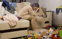 لماذا تشعر النساء بالإرهاق أكثر؟ الأسباب العلمية والحلول