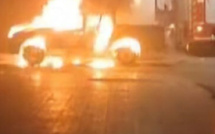 تيزنيت.. توقيف شخصين يشتبه في تورطهما في إضرام النار وتخريب سيارات