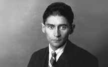 مصطفى الحسناوي يتأمّل عوالم كافكا.. أشهر أدباء القرن العشرين