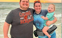 ولادة نادرة في أوهايو: طفل يُدهش الأطباء بحالة طبية استثنائية ويواجه تحديات الحياة بشجاعة