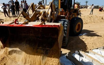 تجدد الغارات الإسرائيلية على قطاع غزة في اليوم الـ31 من وقف إطلاق النار ومناشدات لإنقاذ جثامين الشهداء