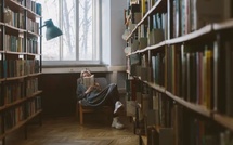 العلاج بالكتب.. وسيلة مبتكرة لتعزيز الصحة النفسية والرفاهية