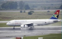 مطار جوهانسبرغ يشهد أزمة إنسانية بعد منع 150 فلسطينياً من النزول